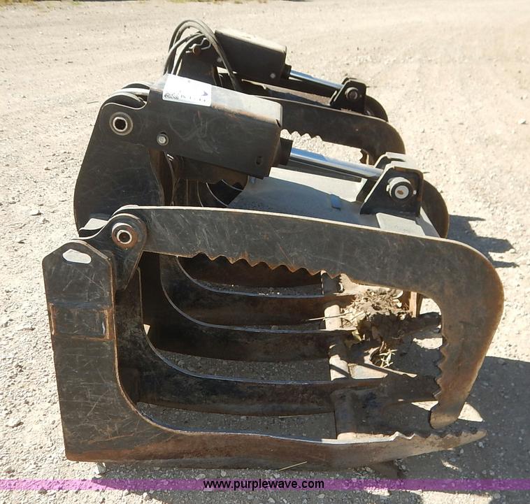 image for item K1744 Caterpillar 188-9300 skid steer grapple attachment