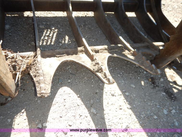 image for item K1744 Caterpillar 188-9300 skid steer grapple attachment