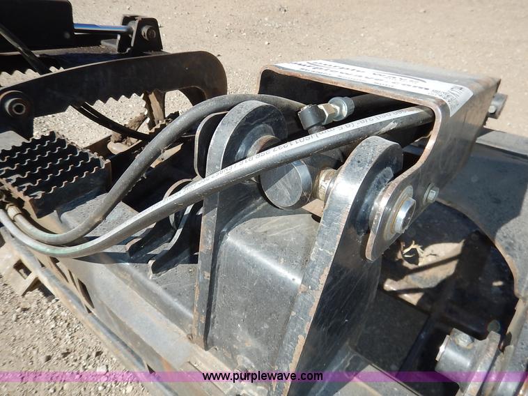 image for item K1744 Caterpillar 188-9300 skid steer grapple attachment