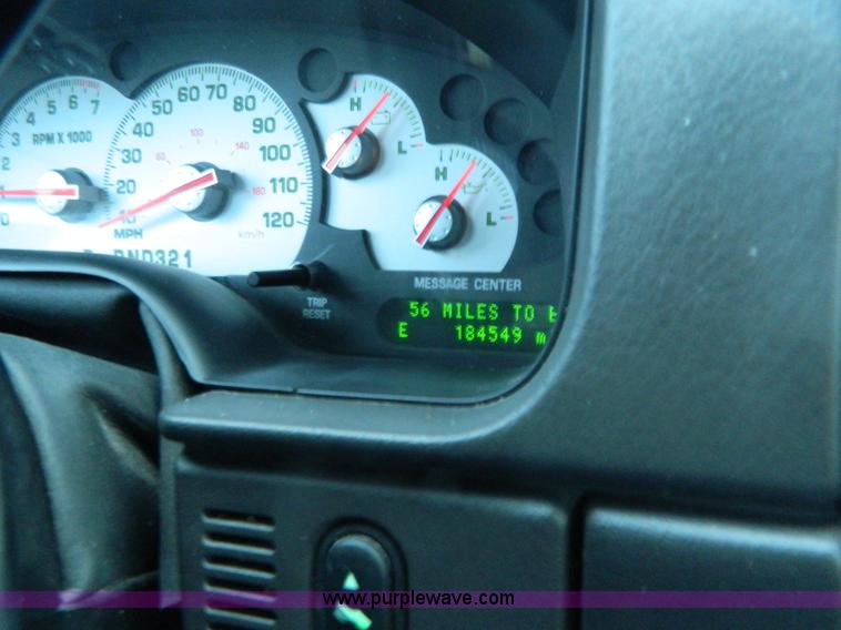 image for item K8189 2004 Mercury Mountaineer Premier series SUV