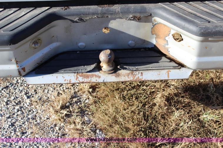 image for item L2353 1996 Ford F150 pickup truck