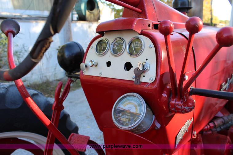 image for item L2442 1956 Farmall 400 tractor
