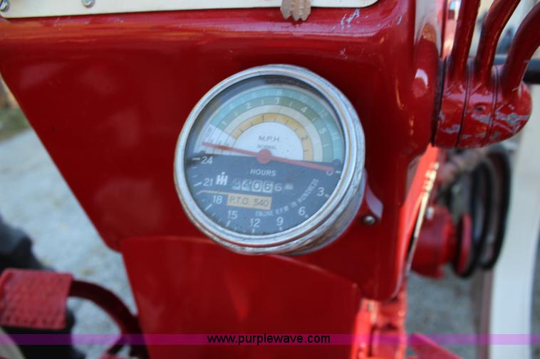 image for item L2442 1956 Farmall 400 tractor