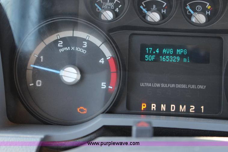 image for item L2462 2011 Ford F250 Super Duty SuperCab pickup truck