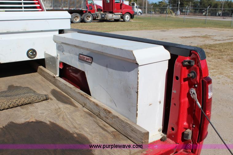 image for item L2462 2011 Ford F250 Super Duty SuperCab pickup truck