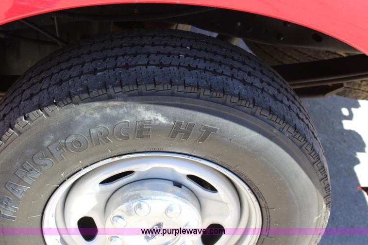 image for item L2462 2011 Ford F250 Super Duty SuperCab pickup truck