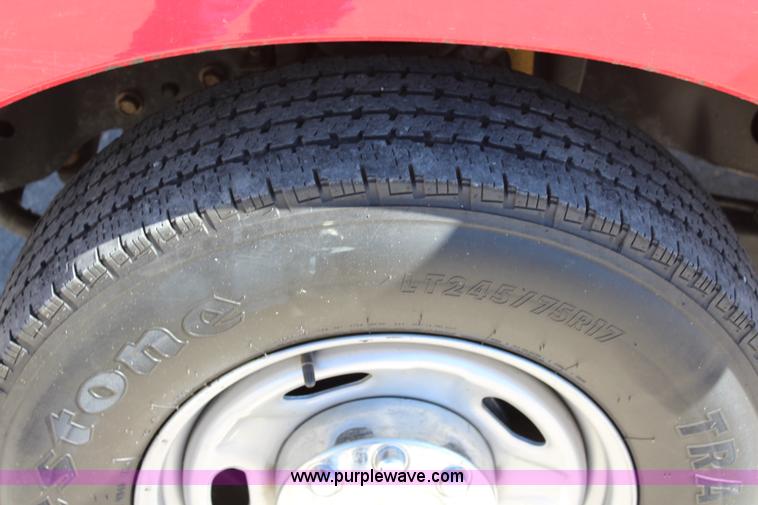 image for item L2462 2011 Ford F250 Super Duty SuperCab pickup truck