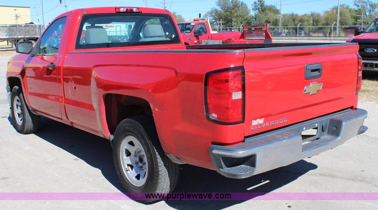 image for item L2463 2014 Chevrolet Silverado 1500 pickup truck