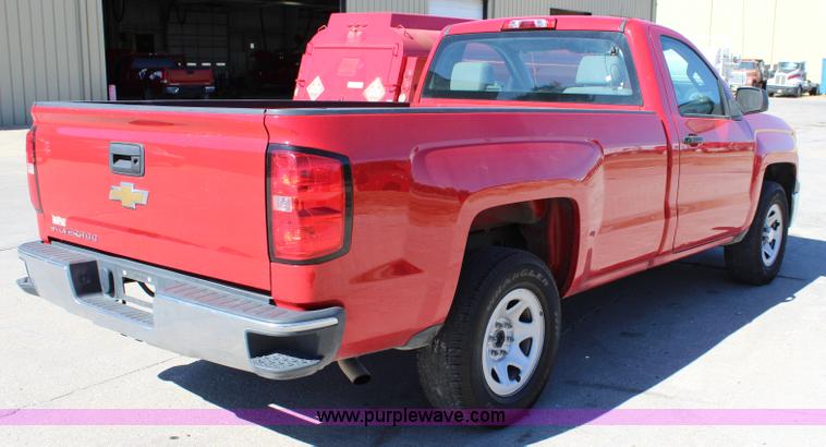 image for item L2463 2014 Chevrolet Silverado 1500 pickup truck