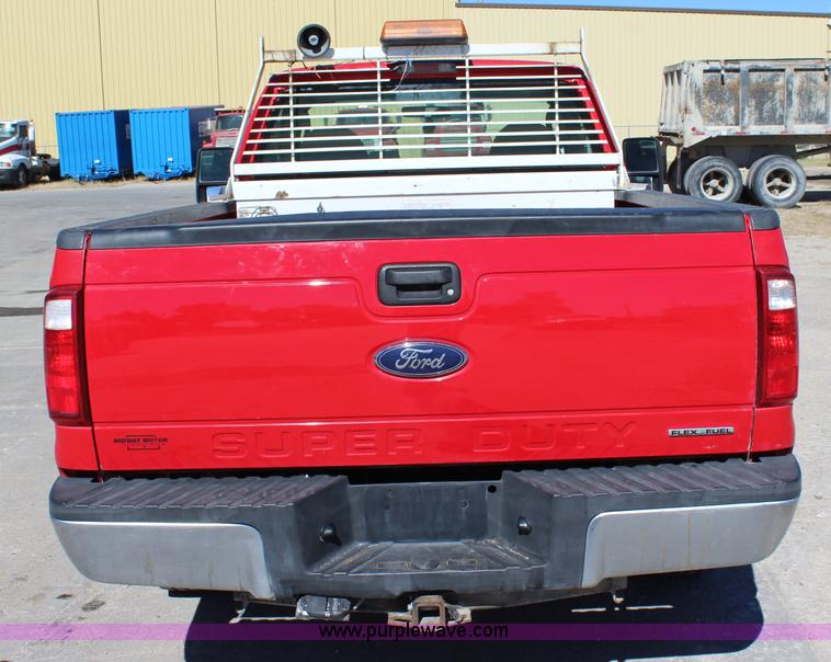 image for item L2465 2008 Ford F250 Super Duty pickup truck