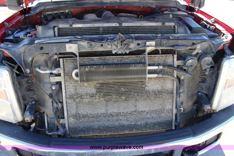 image for item L2465 2008 Ford F250 Super Duty pickup truck