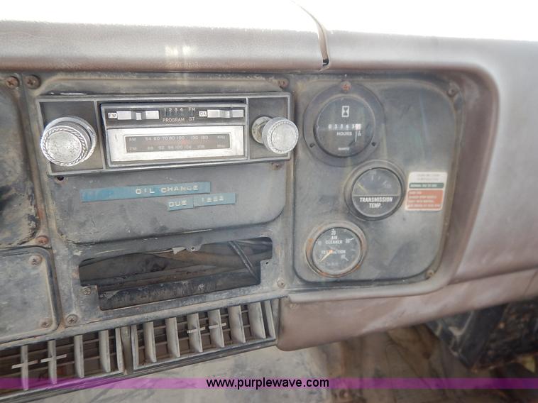 image for item L3501 1979 International F2554 flatbed truck