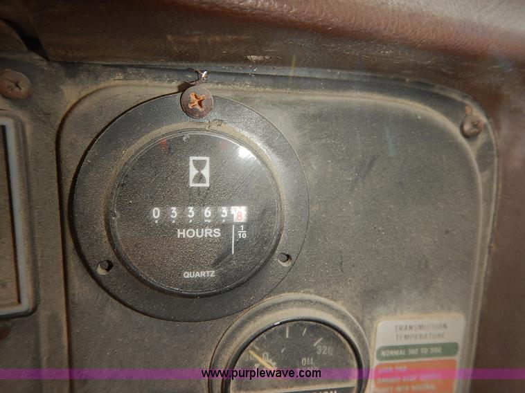 image for item L3501 1979 International F2554 flatbed truck