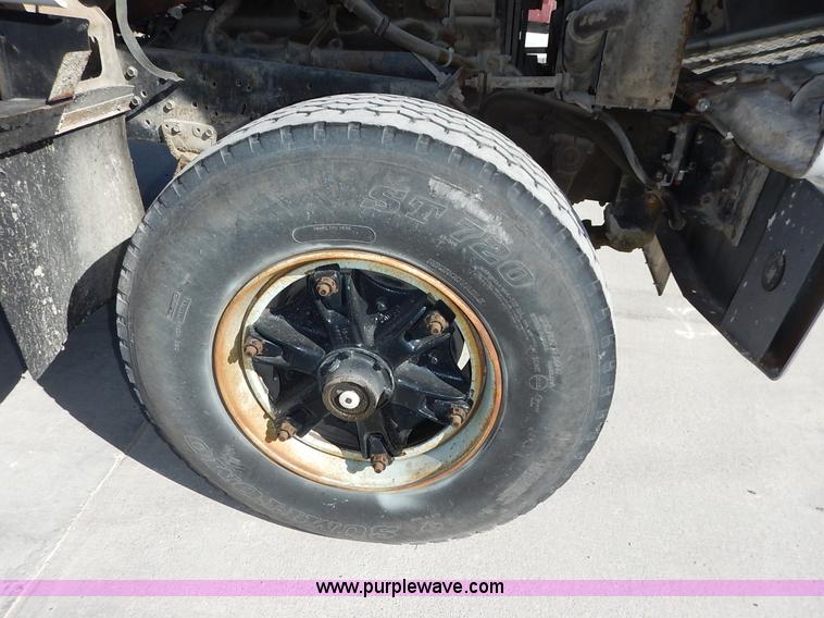 image for item L3501 1979 International F2554 flatbed truck