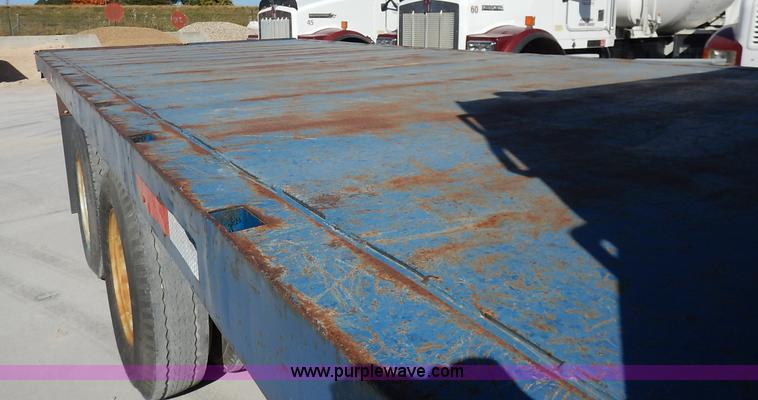 image for item L3501 1979 International F2554 flatbed truck