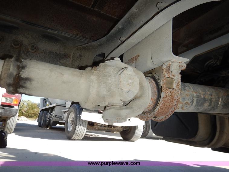 image for item L3501 1979 International F2554 flatbed truck