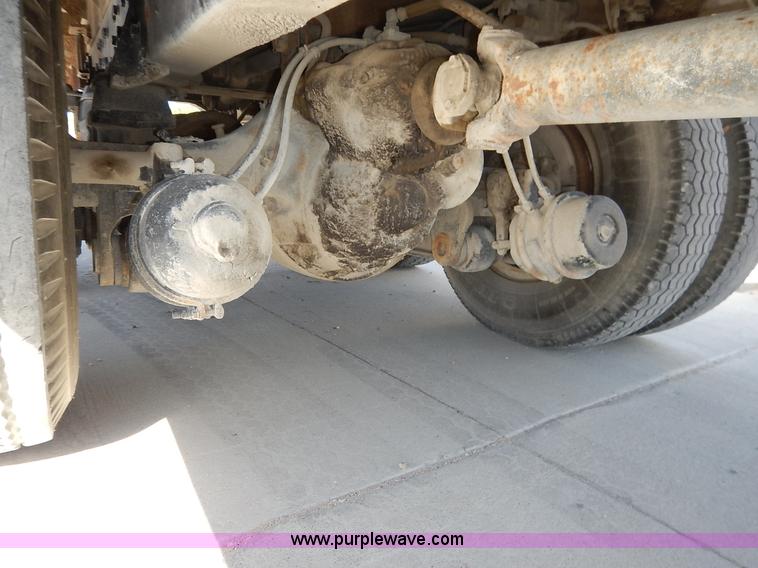 image for item L3501 1979 International F2554 flatbed truck