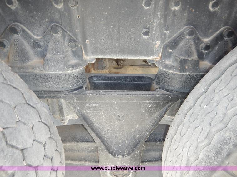 image for item L3501 1979 International F2554 flatbed truck