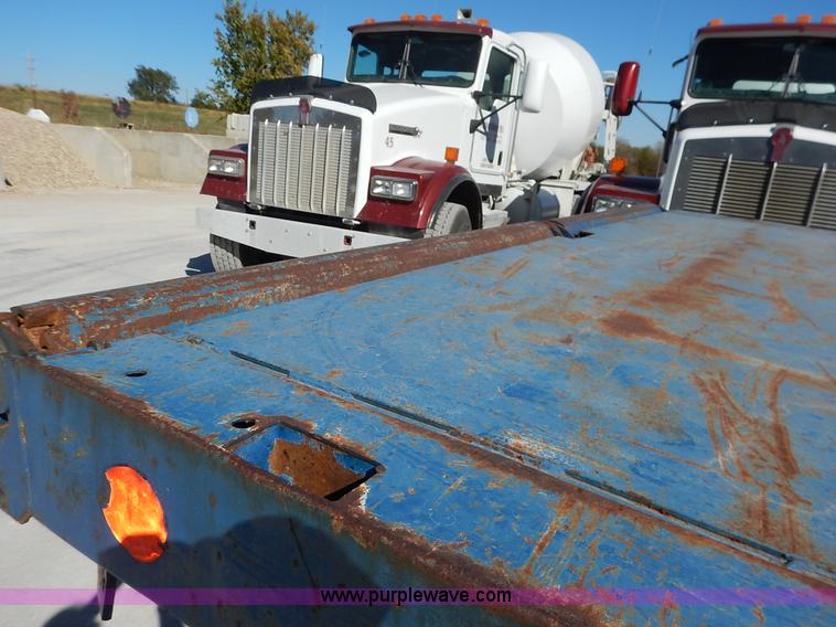 image for item L3501 1979 International F2554 flatbed truck