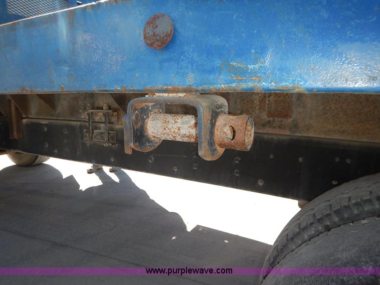 image for item L3501 1979 International F2554 flatbed truck