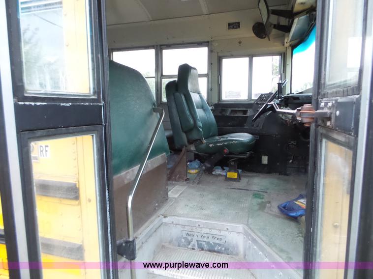 image for item L5081 1998 International 3800 Blue Bird school bus