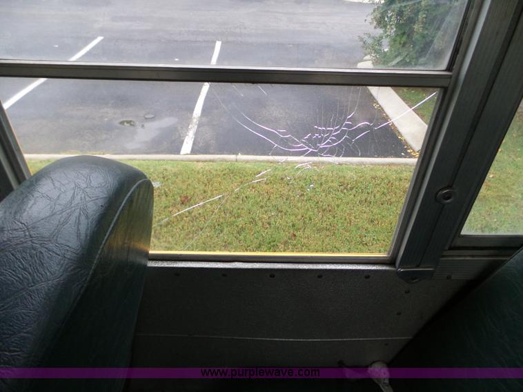 image for item L5081 1998 International 3800 Blue Bird school bus