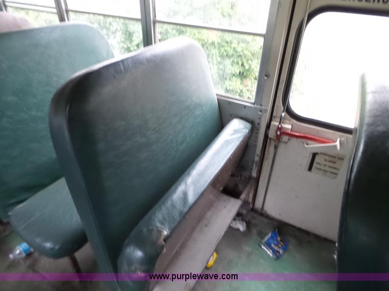 image for item L5081 1998 International 3800 Blue Bird school bus