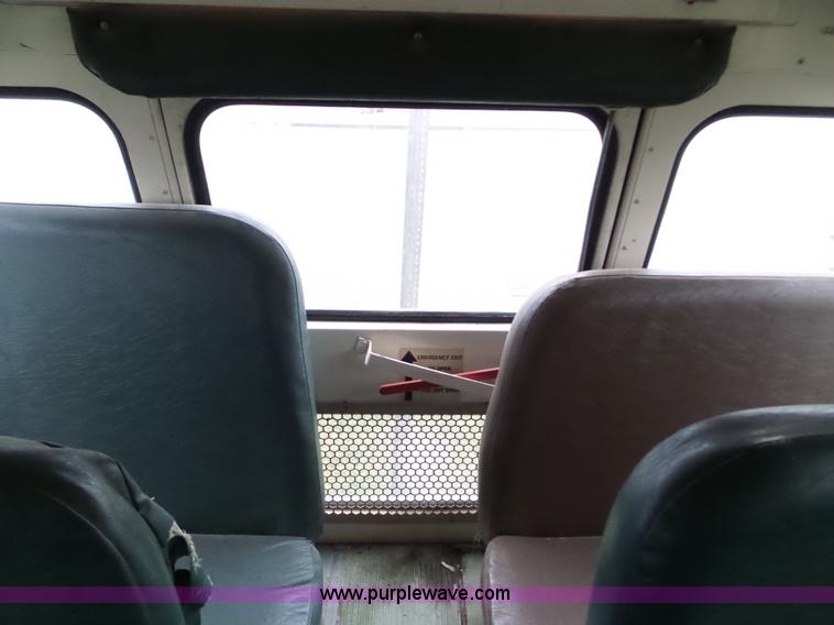 image for item L5081 1998 International 3800 Blue Bird school bus