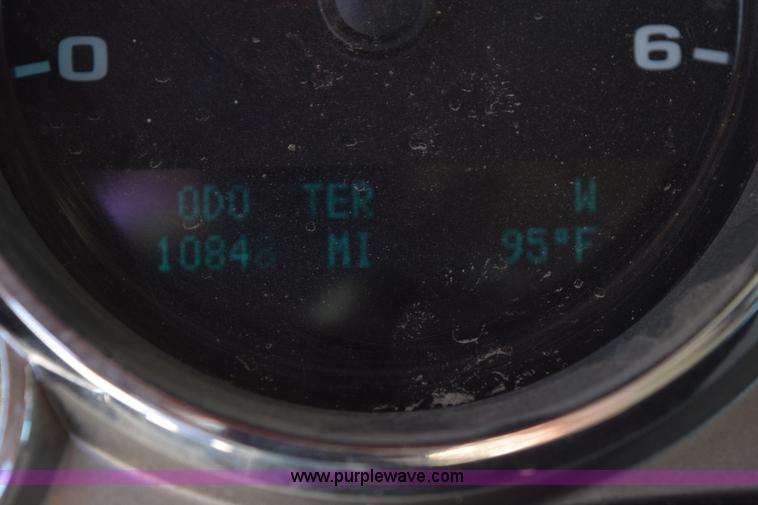 image for item L5976 2012 Chevrolet Silverado 2500HD Crew Cab pickup truck