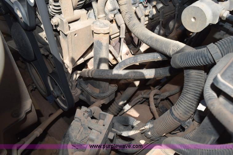 image for item L5976 2012 Chevrolet Silverado 2500HD Crew Cab pickup truck