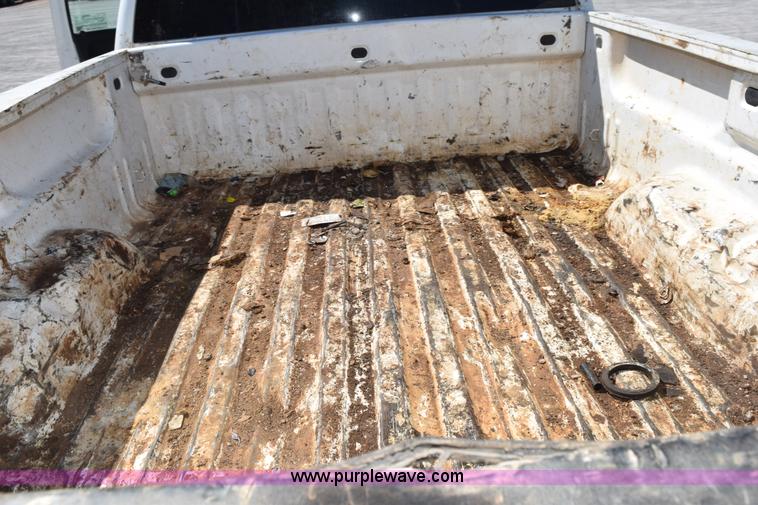 image for item L5976 2012 Chevrolet Silverado 2500HD Crew Cab pickup truck