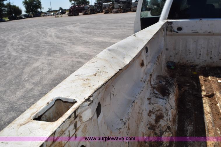 image for item L5976 2012 Chevrolet Silverado 2500HD Crew Cab pickup truck