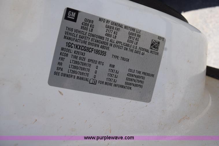 image for item L5976 2012 Chevrolet Silverado 2500HD Crew Cab pickup truck