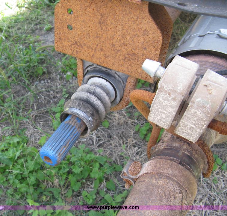 image for item L6408 2009 Ford F550 Super Duty XL truck cab and chassis