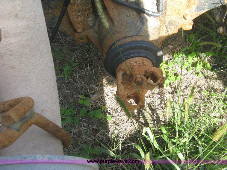 image for item L6408 2009 Ford F550 Super Duty XL truck cab and chassis