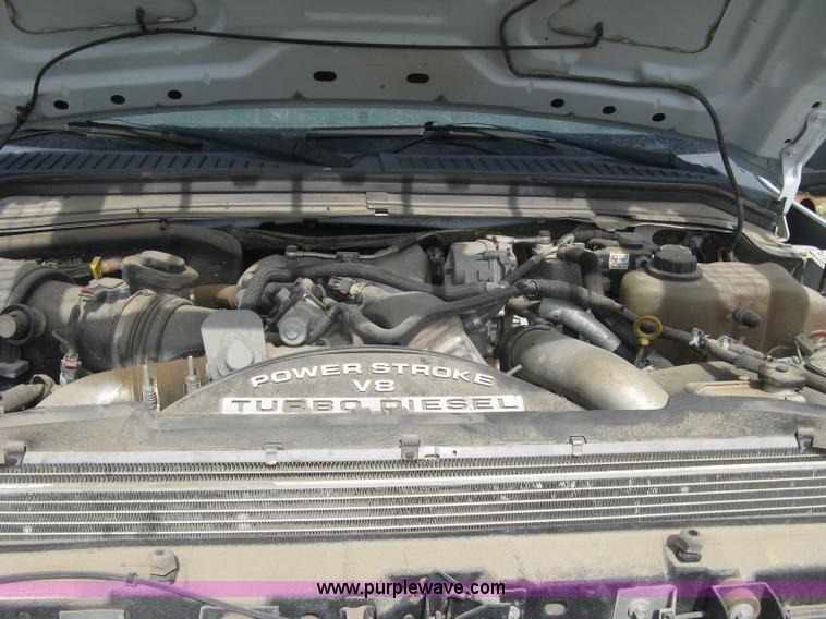 image for item L6408 2009 Ford F550 Super Duty XL truck cab and chassis