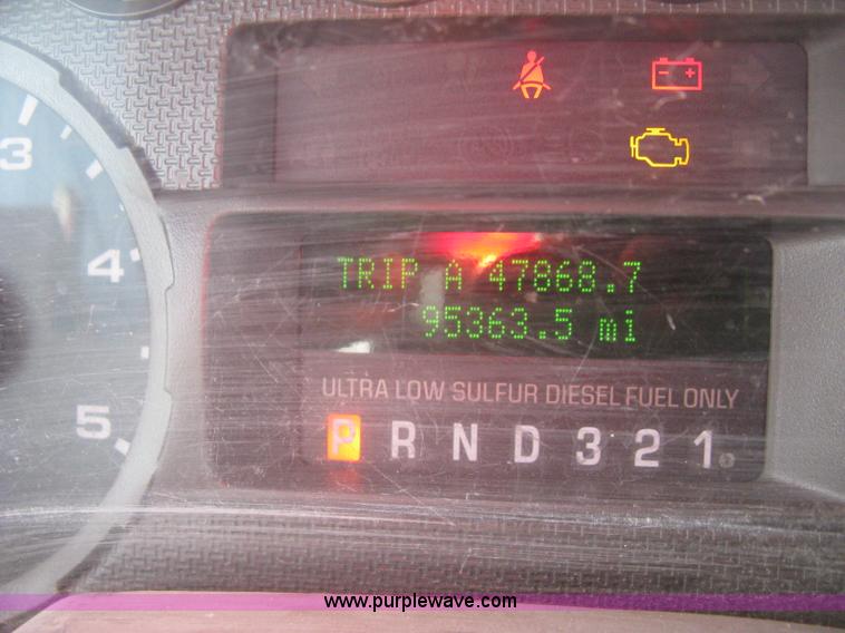 image for item L6408 2009 Ford F550 Super Duty XL truck cab and chassis