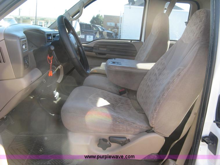 image for item L6419 1999 Ford F350 Super Duty XLT SuperCab pickup truck