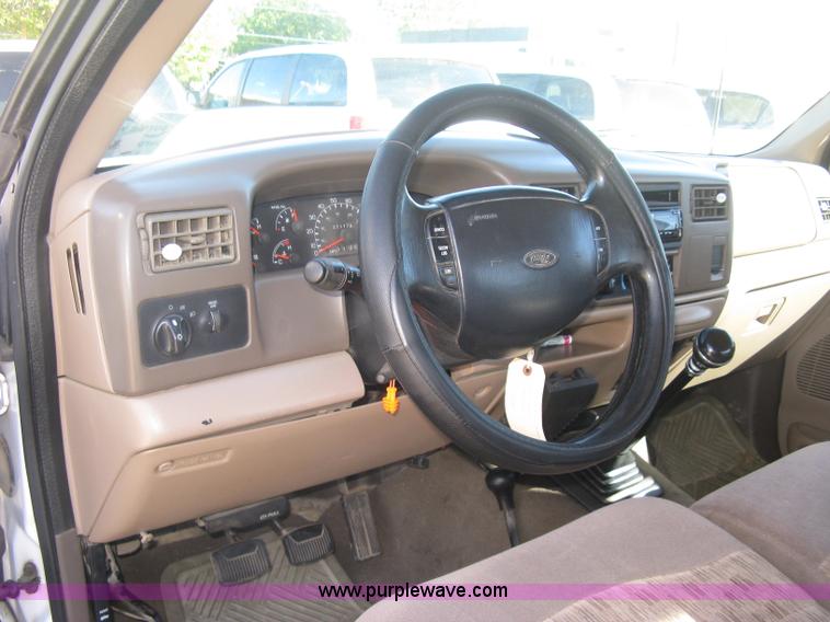 image for item L6419 1999 Ford F350 Super Duty XLT SuperCab pickup truck