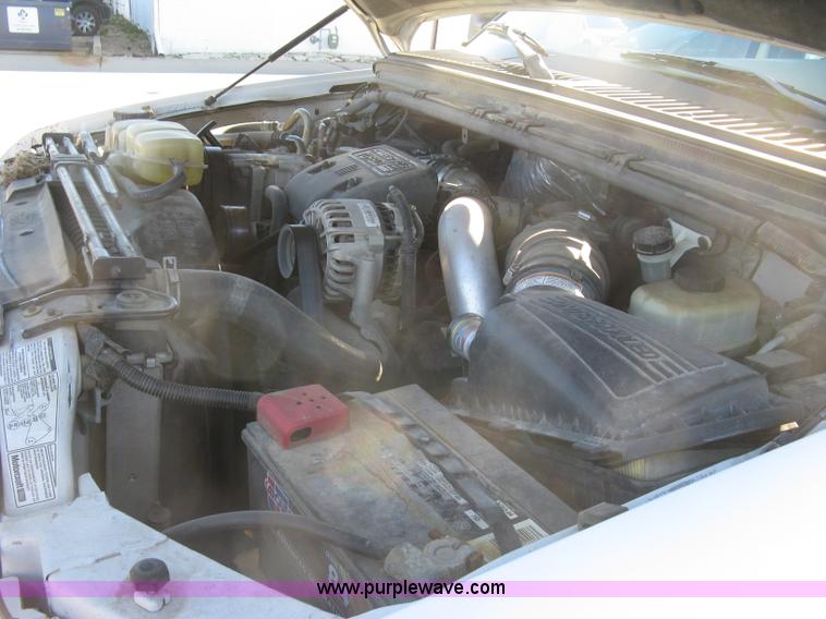 image for item L6419 1999 Ford F350 Super Duty XLT SuperCab pickup truck