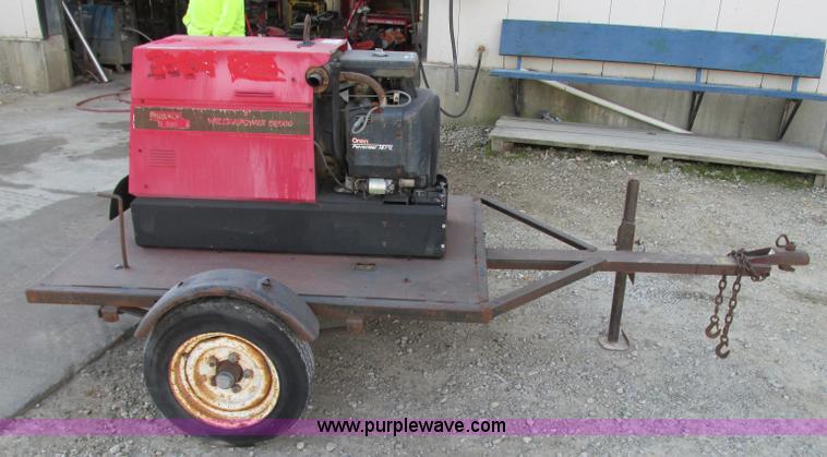 image for item R9475 Lincoln Weldon Power G8000 welder/generator