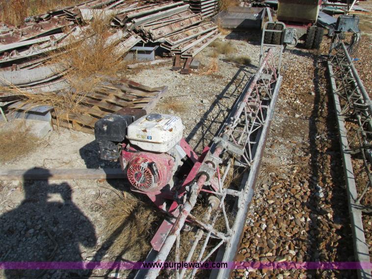 image for item R9477 Allen 12HED Razorback screed