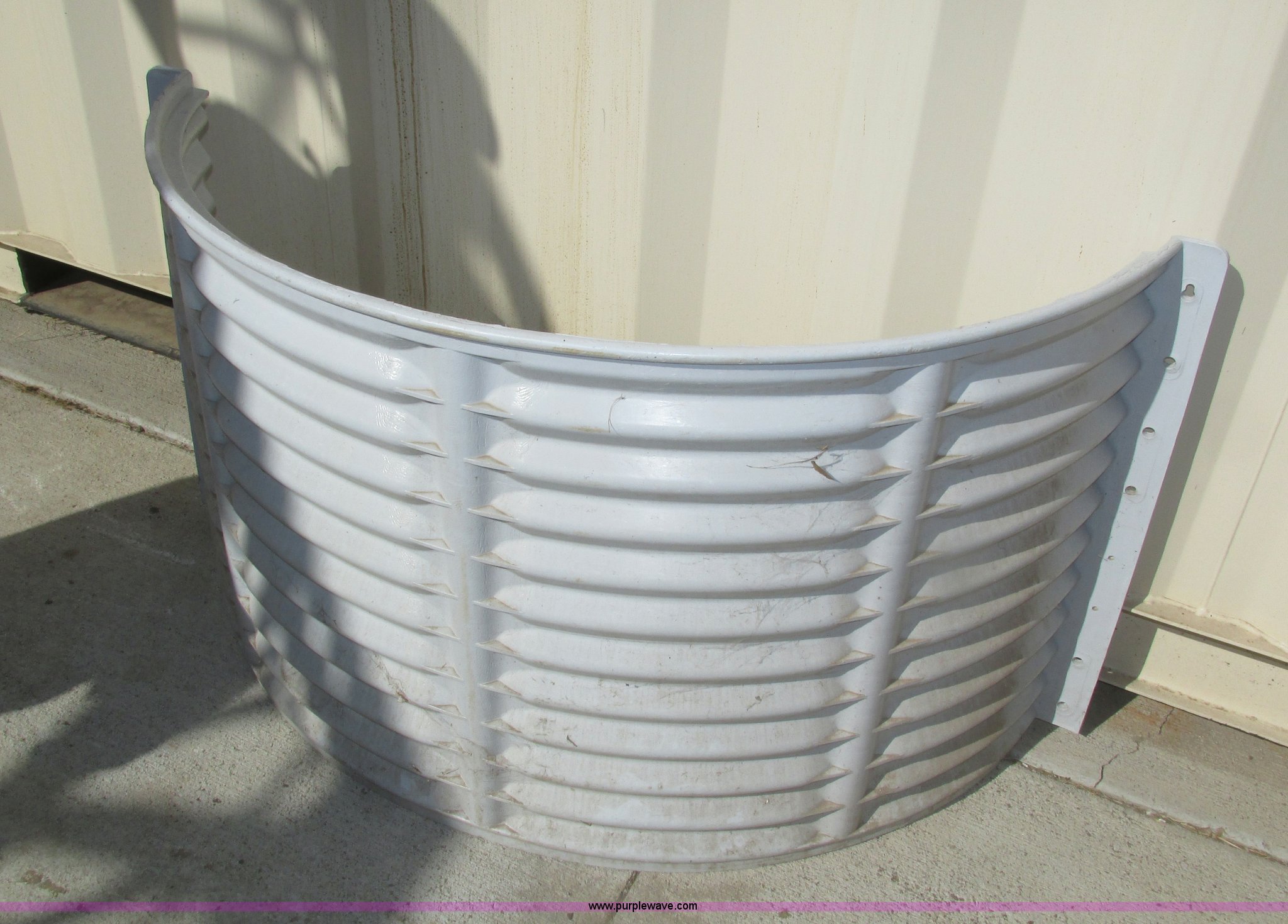 (5) Amerimax plastic window wells and covers in Falls City, NE Item