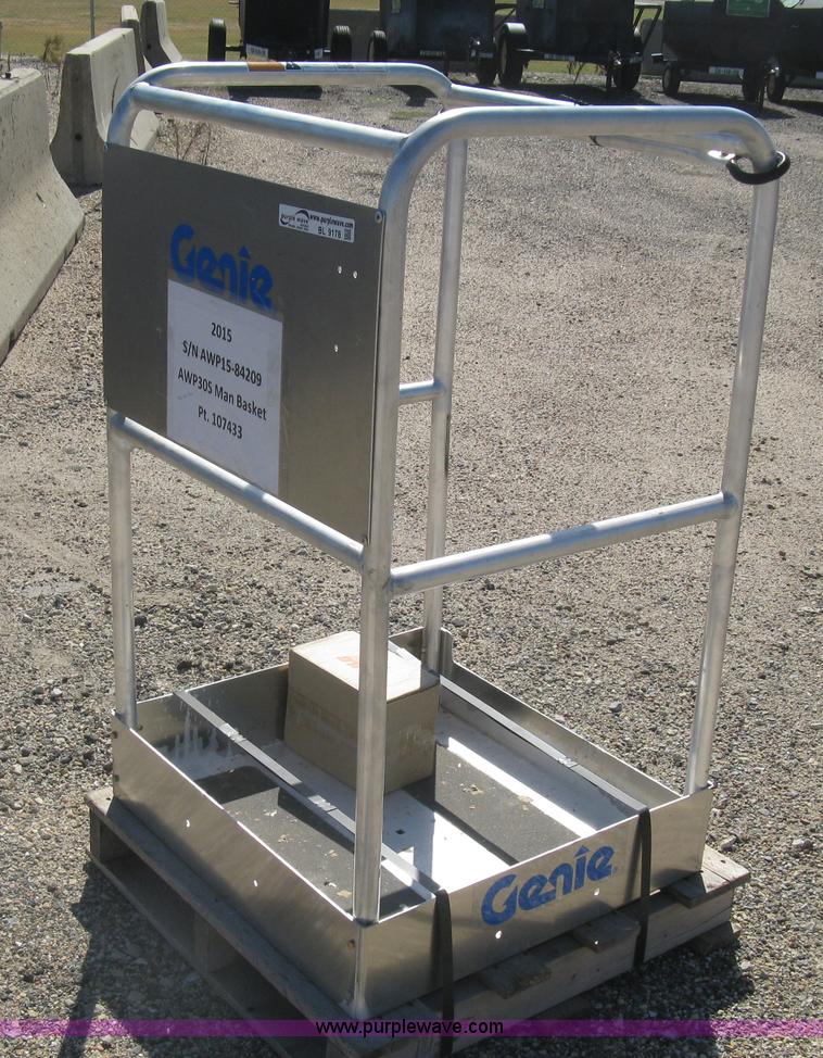 image for item BL9178 2015 Genie AWP30S man basket
