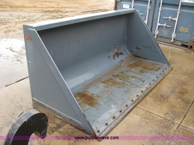 image for item BL9190 Arrow loader bucket