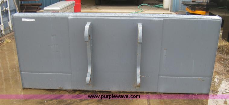 image for item BL9190 Arrow loader bucket