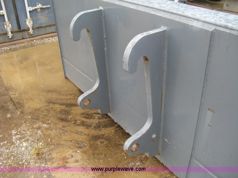 image for item BL9190 Arrow loader bucket