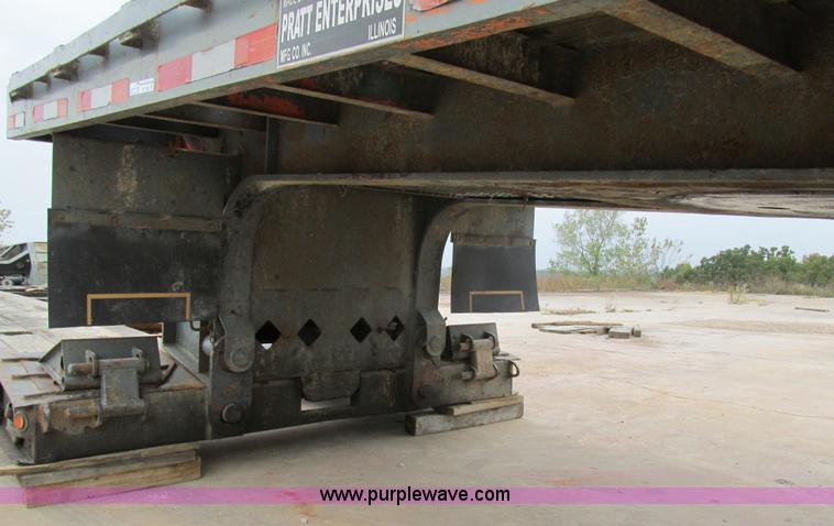 image for item BS9953 1991 Pratt DD/442T lowboy equipment trailer