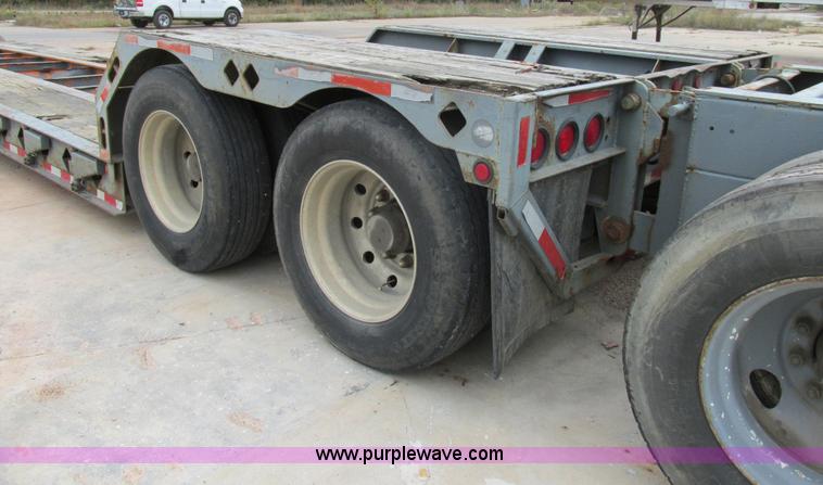 image for item BS9953 1991 Pratt DD/442T lowboy equipment trailer