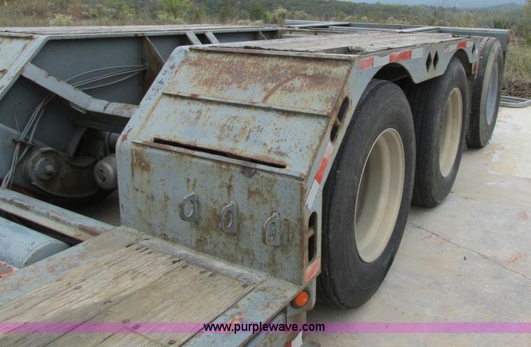 image for item BS9953 1991 Pratt DD/442T lowboy equipment trailer